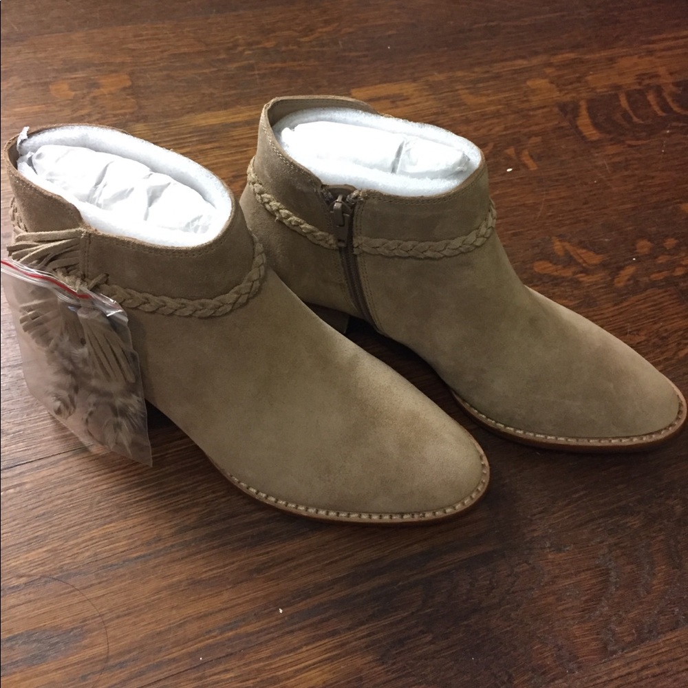 Gianni Bini Booties