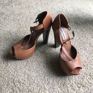 Steve Madden pumps