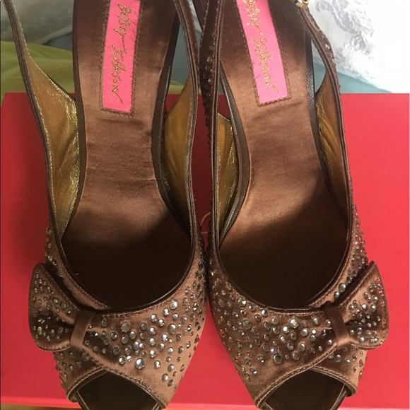 Stunning Betsey Johnson Platform Heels 8 - Picture 2 of 4