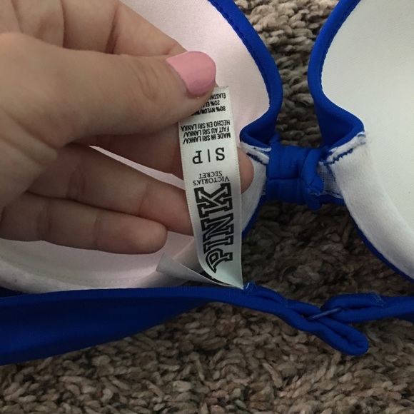 Bathing suit - Picture 2 of 3