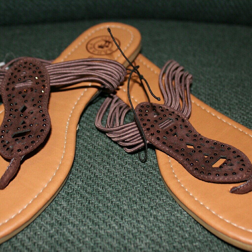 Brown sandals NWT