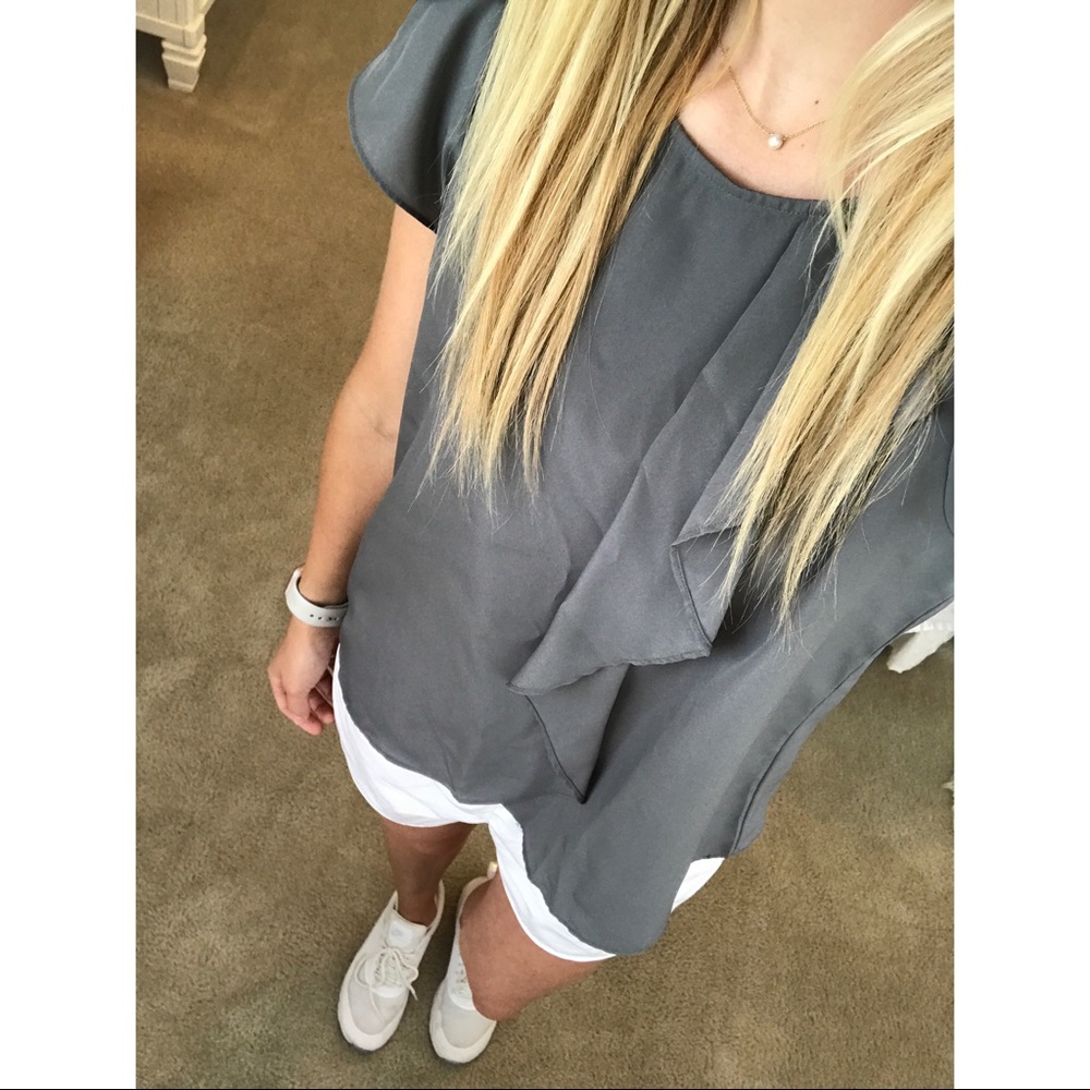 BCBG gray top