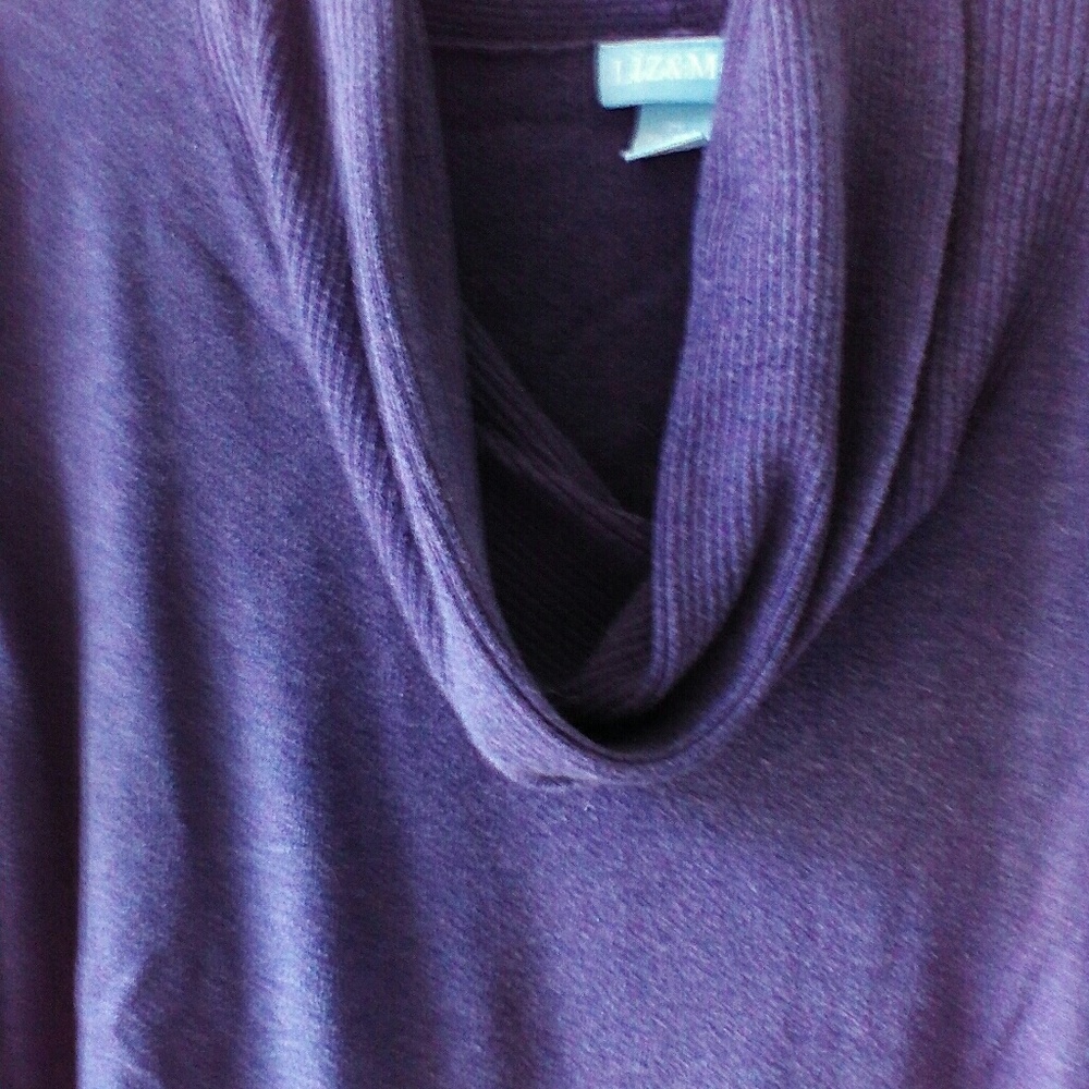 Maternity top - Picture 2 of 2