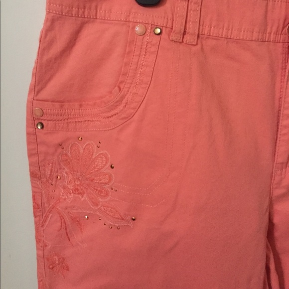 Missy Capri Size 16 - Picture 2 of 8