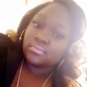 Meet your Posher, Cassandra