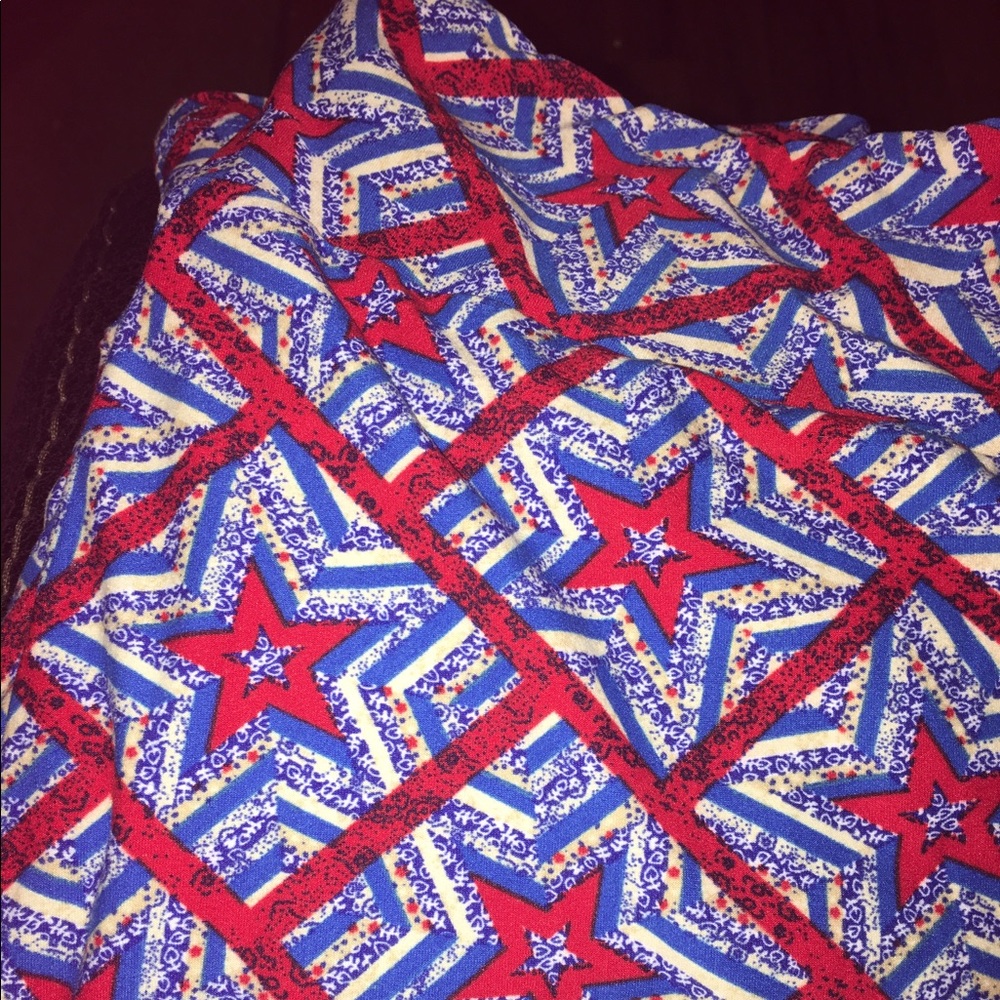 EUC LuLaRoe 2016 Americana TC Leggings Stars