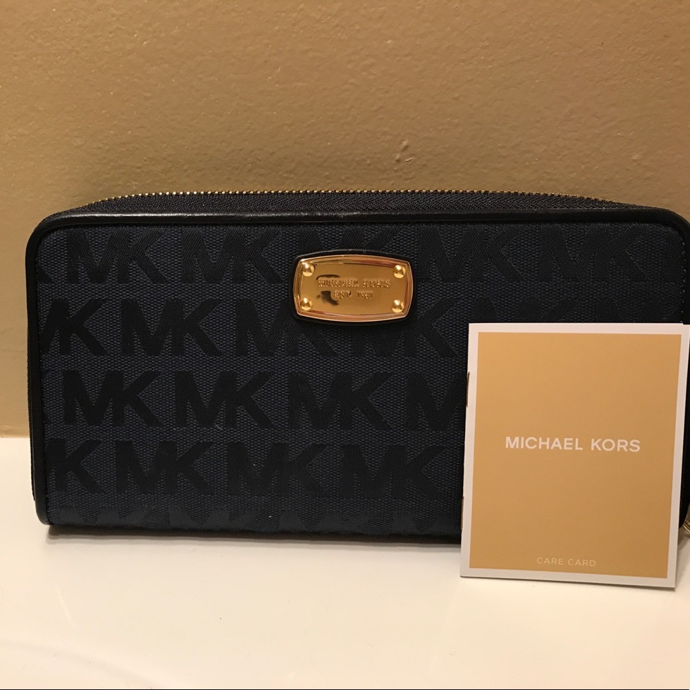 Michael Kors Travel Wallet, Navy Blue