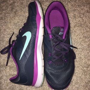 Women Nike sneakers