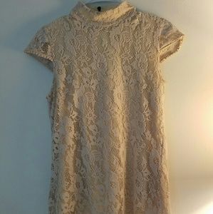 Zara tRAfALuC Lace top