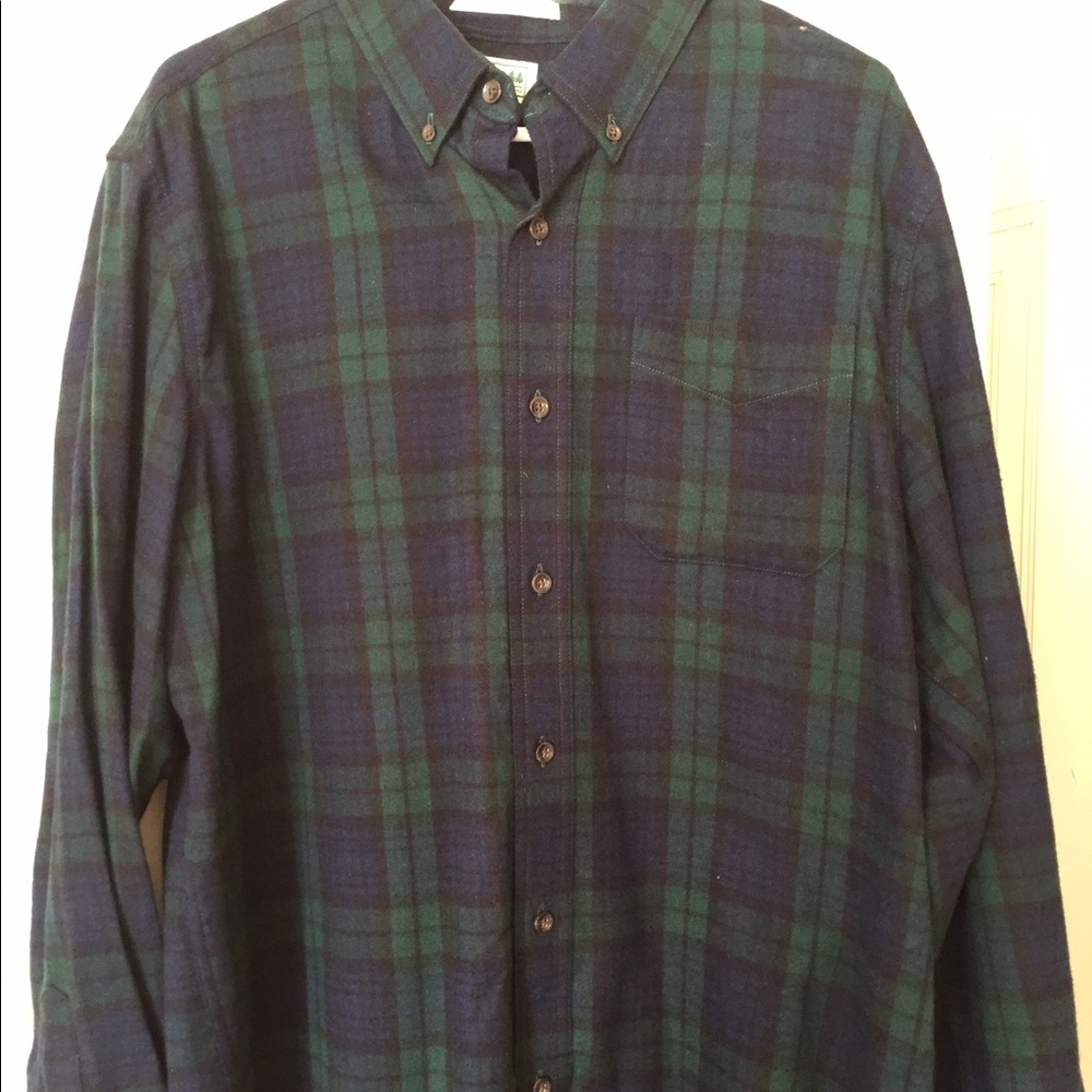 Slightly fitted flannel