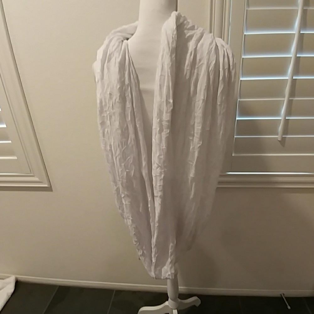 BCBG scarf