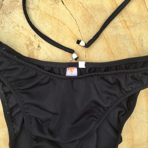 Vintage Venus High Leg Bikini Size small - Picture 2 of 4