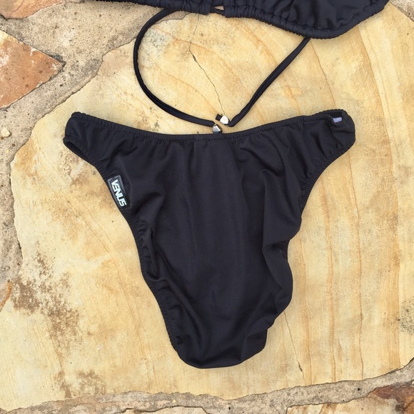 Vintage Venus High Leg Bikini Size small - Picture 3 of 4