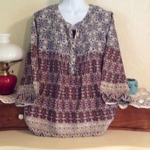 Beautiful 3/4 sleeve top