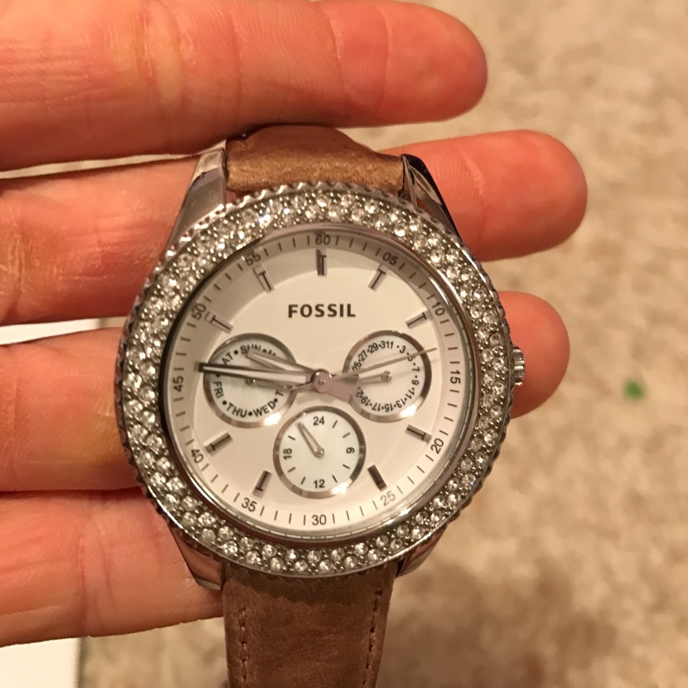 Fossil Watch - Picture 2 of 4