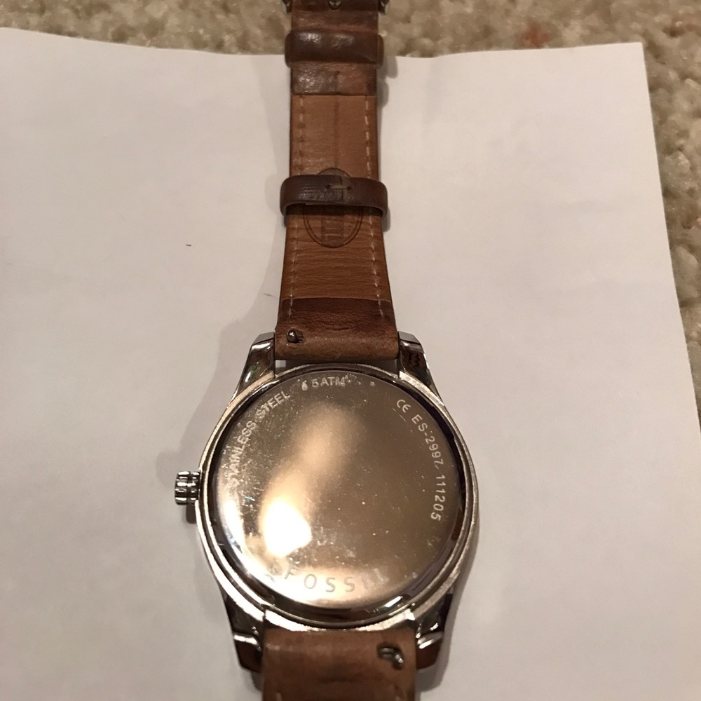 Fossil Watch - Picture 4 of 4