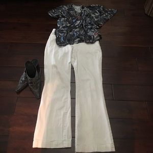 Gap long and lean white jeans