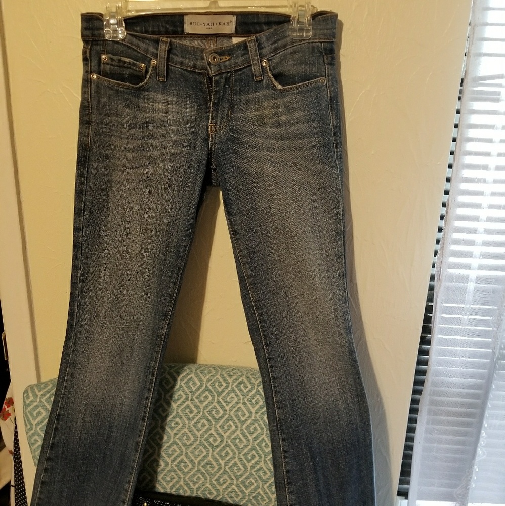 Bui Yah Kah Jeans