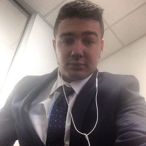 Meet your Posher, Dean