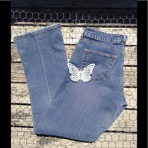 Levi Strauss Stretch Low Rise Bootcut Jeans🎉HP🎉
