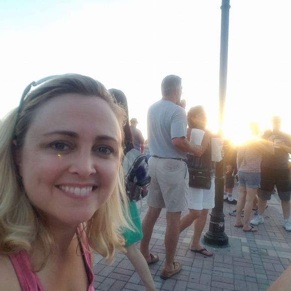 Meet your Posher, Heather - Picture 1 of 1