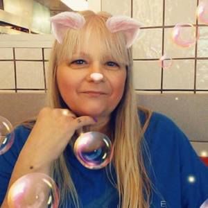 Meet your Posher, Frances