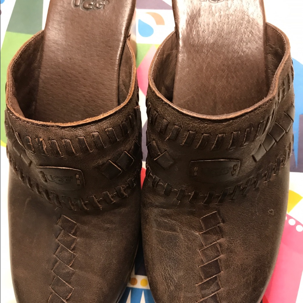 Clog - Picture 2 of 3