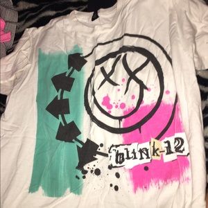 Blink 182 t-shirt