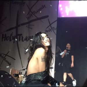 Meet your Posher, Adore