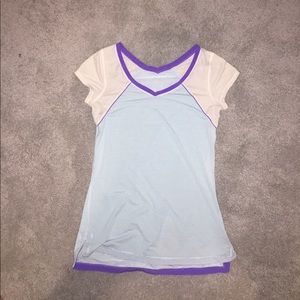 Lululemon T-shirt