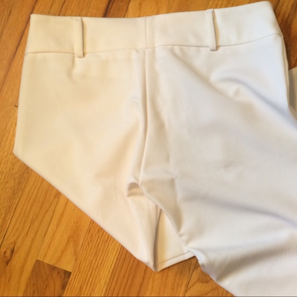 Fashion Magazine- Great pair of white pants - Picture 4 of 8