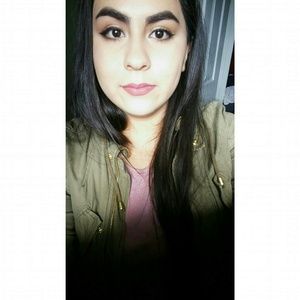 Meet your Posher, Rocio