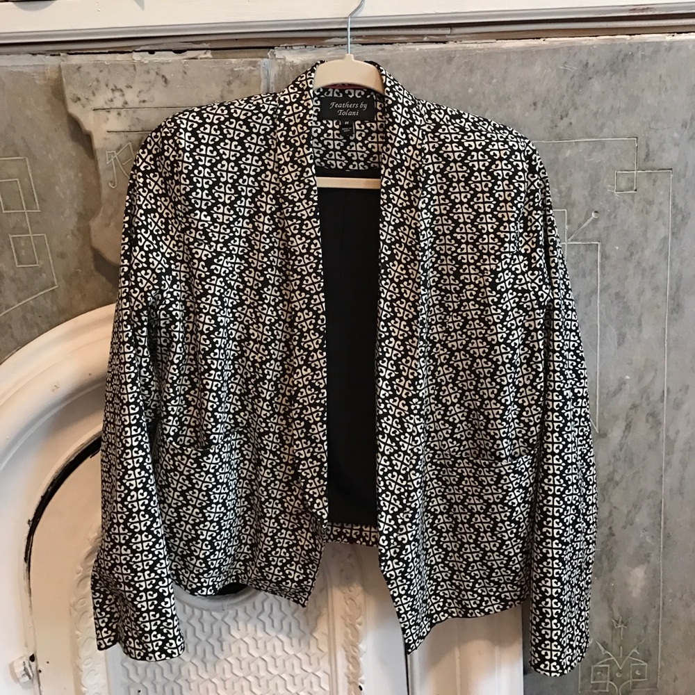 Fabulous black & ivory Anthropologie blazer!