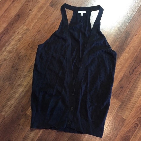 American Eagle Outfitters Tops - Cotton Textured Design with Pockets Tunic Vest