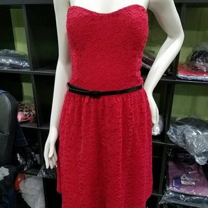 Strapless sleeveless red sexy dress