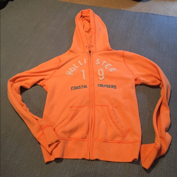 Orange jacket size: Small Hollister - Picture 1 of 3