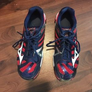 Volleyball court shoe