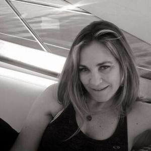 Meet your Posher, Jeannine