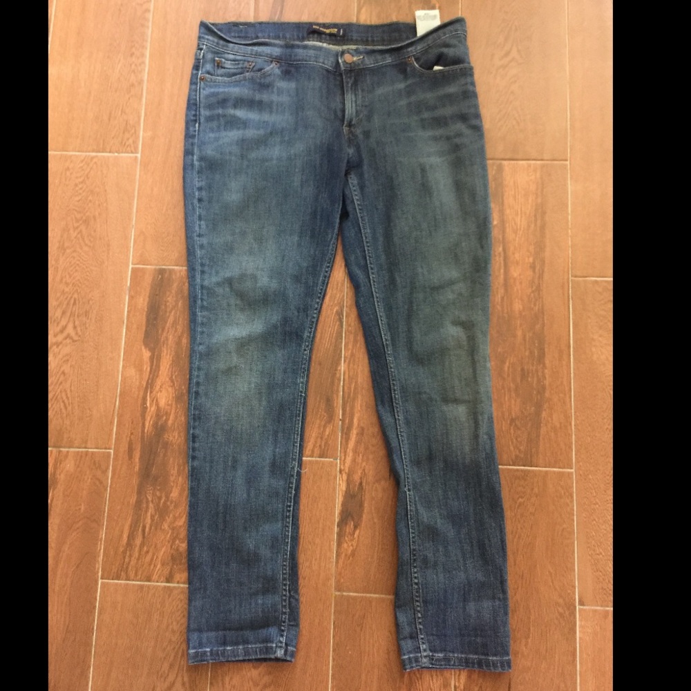 ✨FLASH SALE✨Levi's skinny jeans
