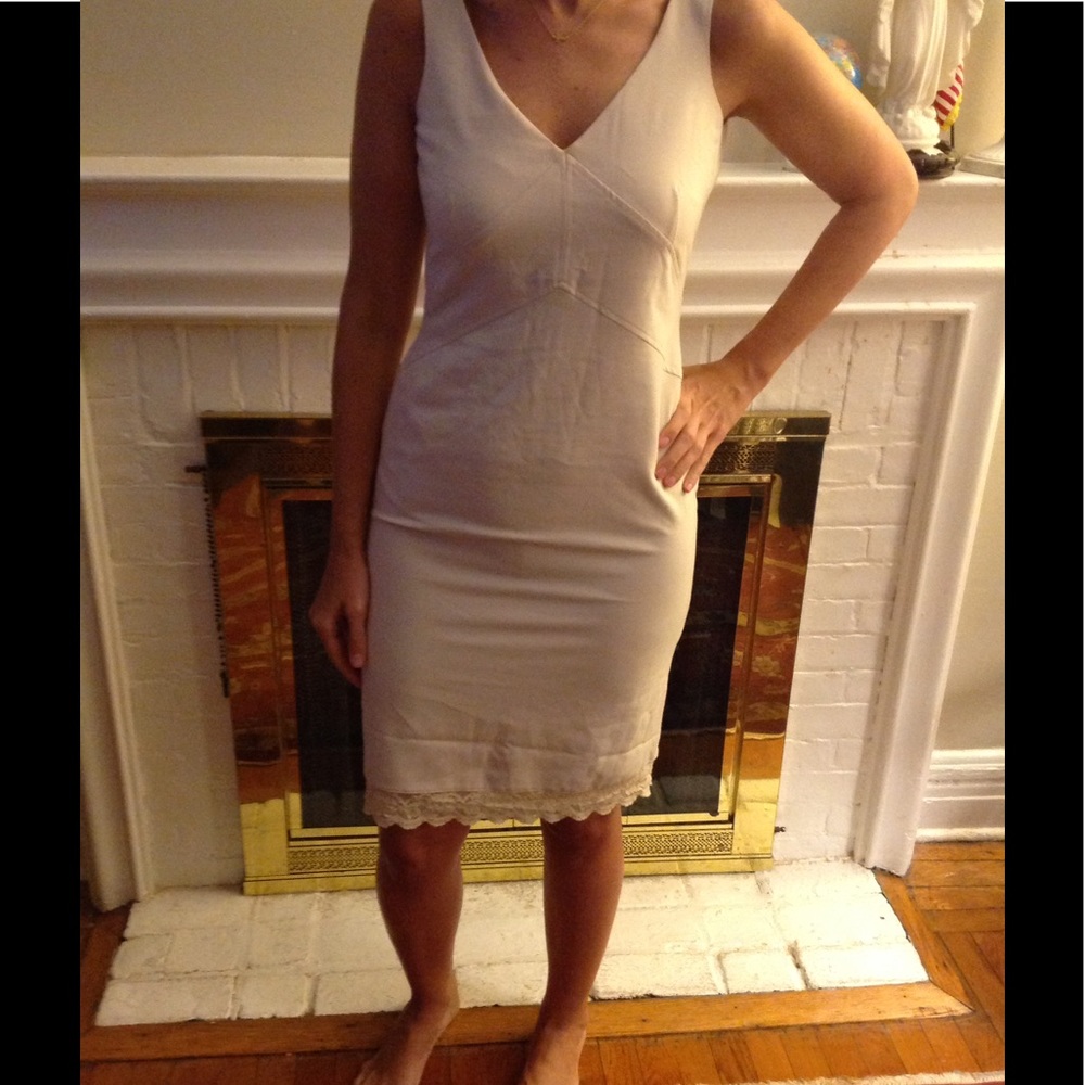 Bloomingdale's Cream Stretch Lined dress size 6