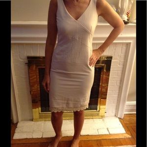 Bloomingdale's Cream Stretch Lined dress size 6