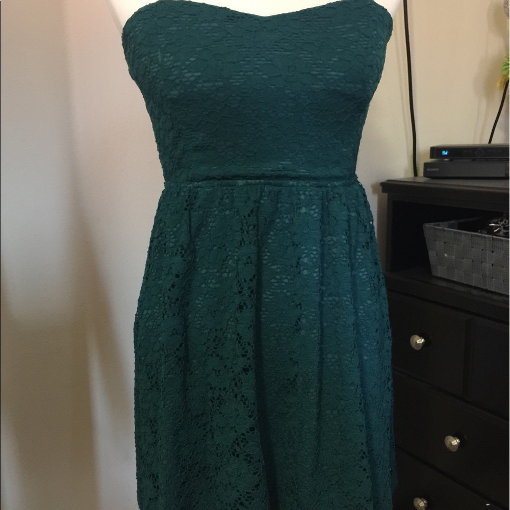 ❌❌❌SOLD❌❌❌ Cute Strapless Dress