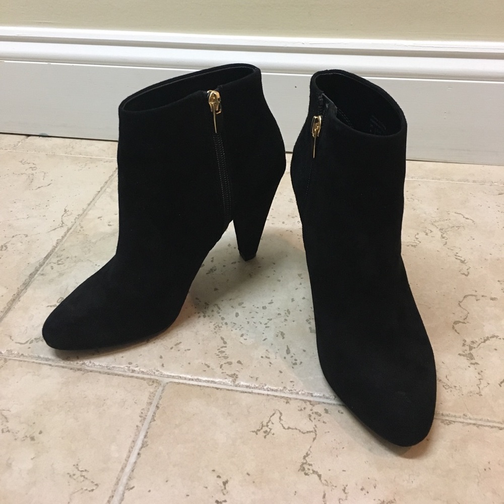 Aldo black suede booties