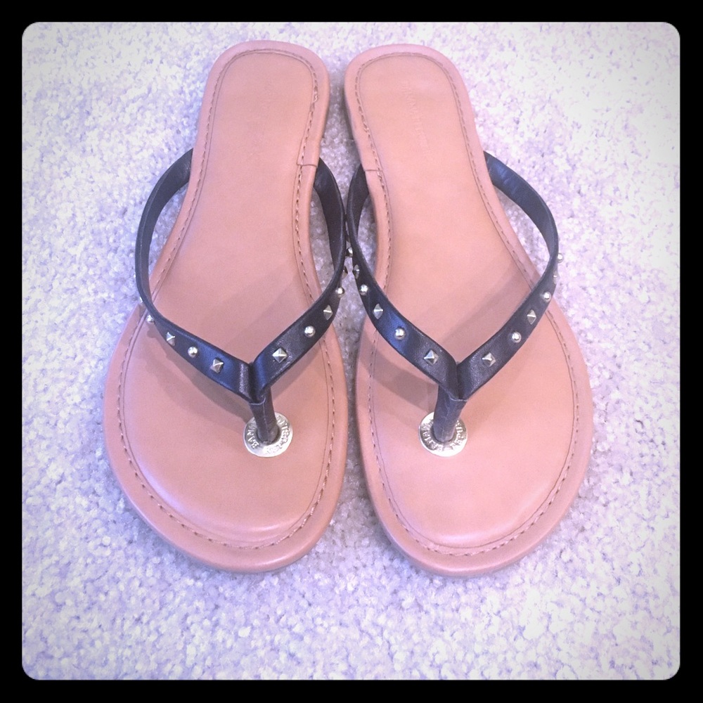 BR flip flops with gold studs