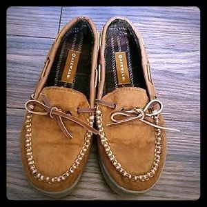 Airwalk suede moccasin slippers