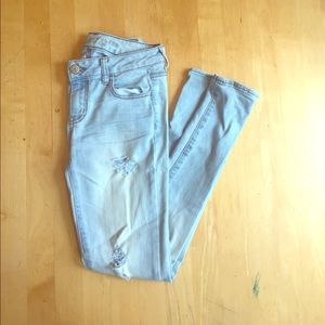 American Eagle Destroyed Light Denim Jeggings