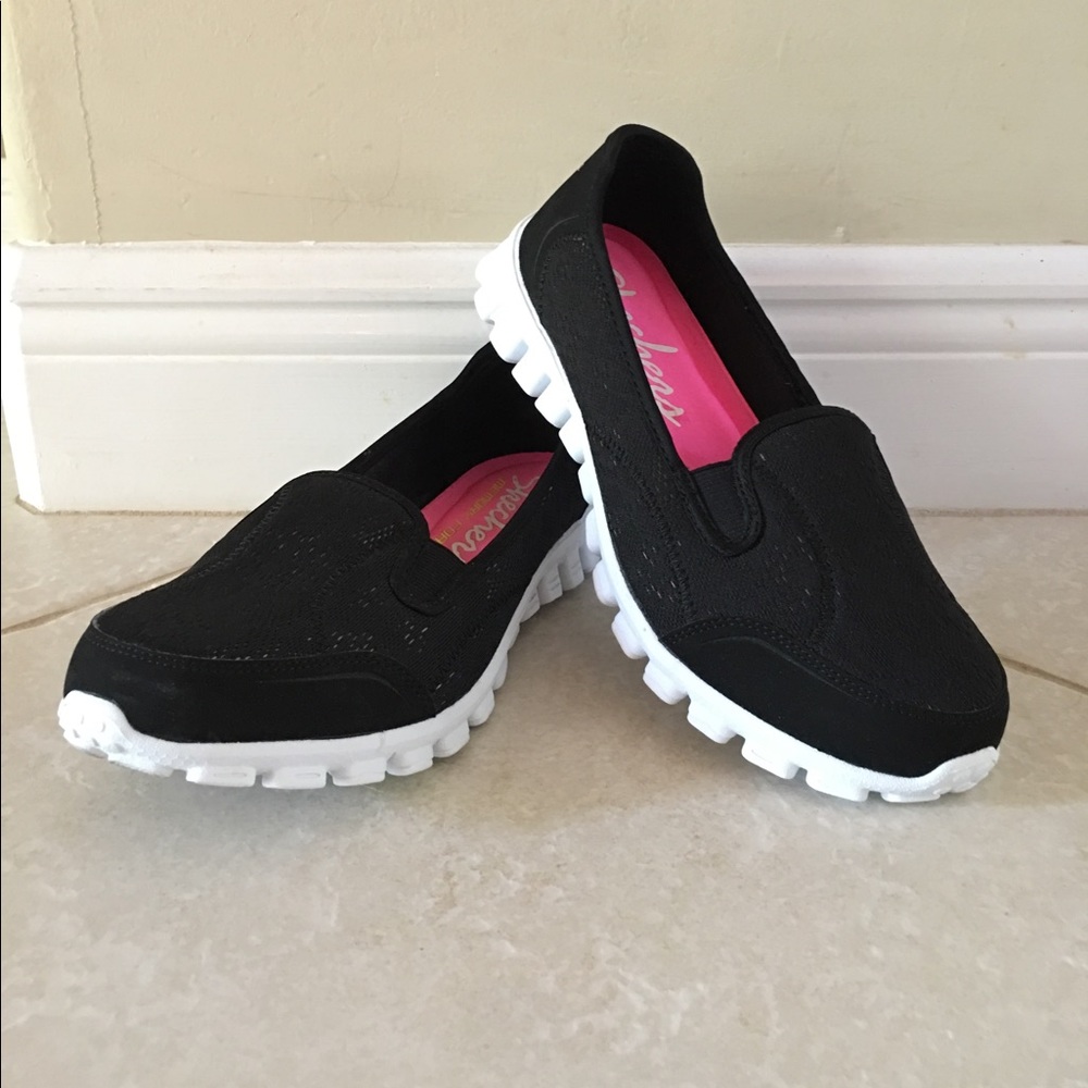 Skechers shoes