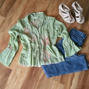 Flowy springtime blouse