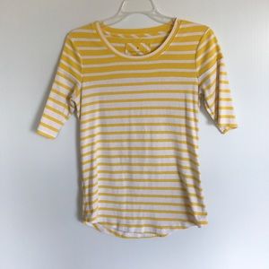 Banana Republic elbow length, scoop neck tee
