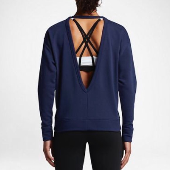 Nike Dry Women's Long-Sleeve Training Top - Picture 6 of 8
